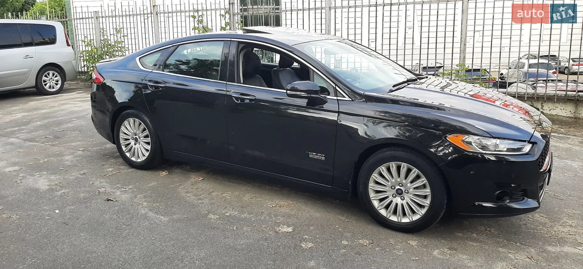 2013 Ford Fusion - мініатюра 2