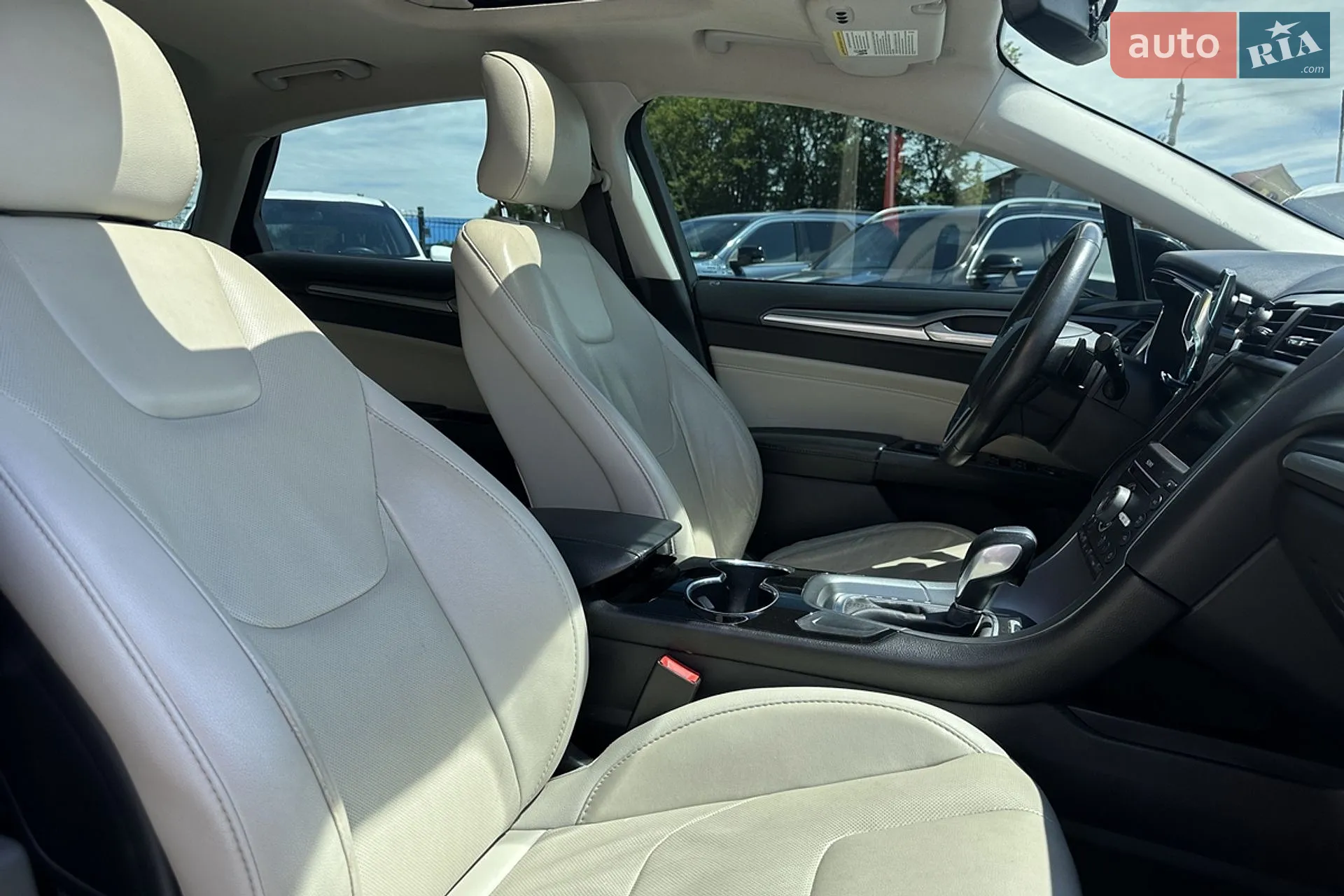 2016 Ford Fusion - мініатюра 20