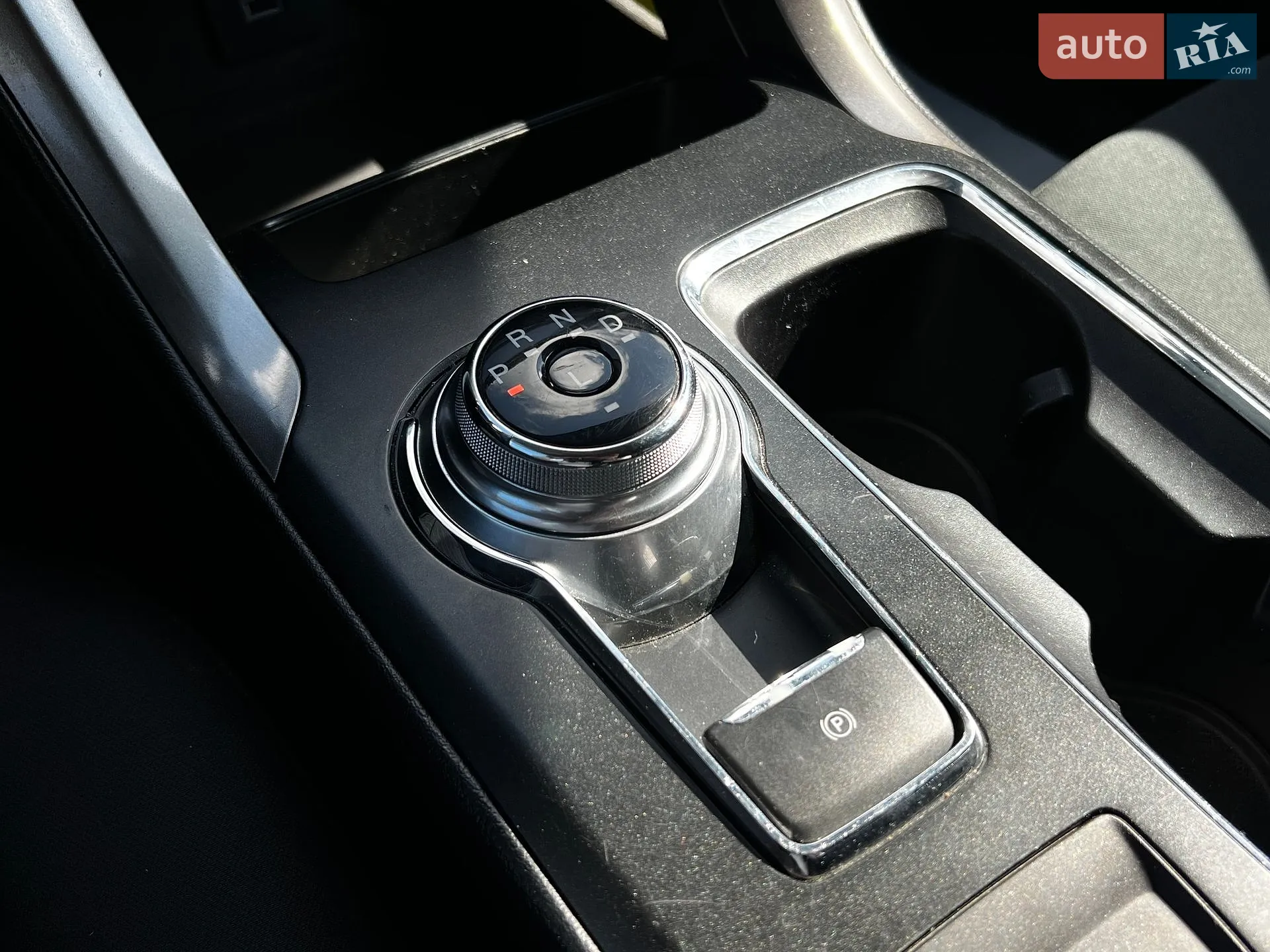 2016 Ford Fusion - мініатюра 15