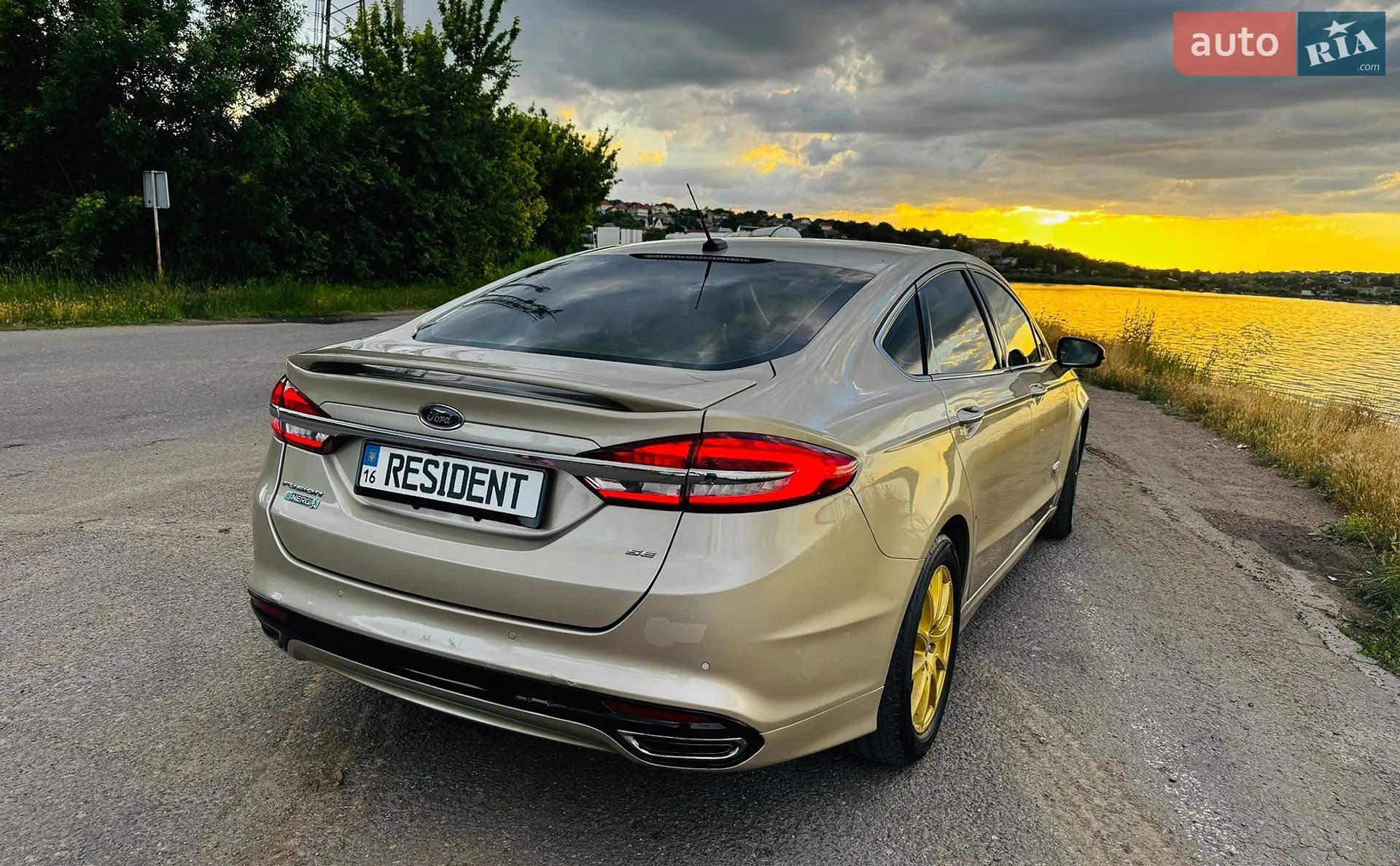 2016 Ford Fusion - мініатюра 4