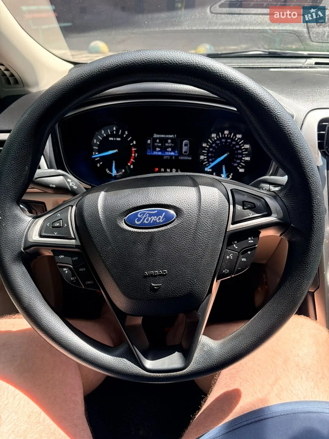 2017 Ford Fusion - мініатюра 23