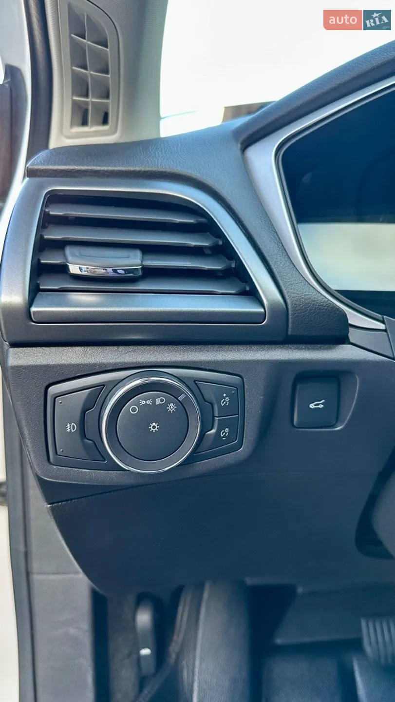 2016 Ford Fusion - мініатюра 9