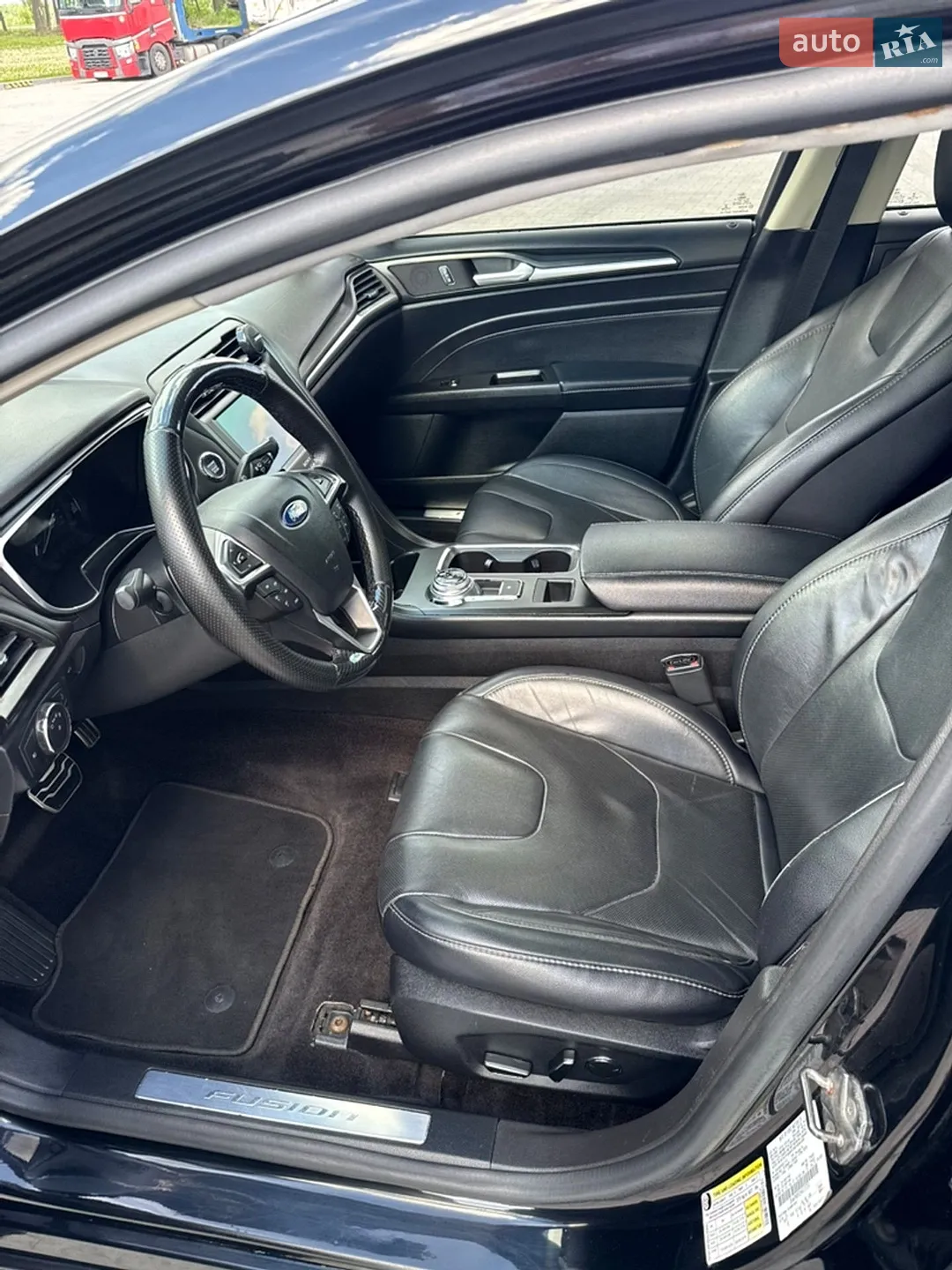 2016 Ford Fusion - мініатюра 34