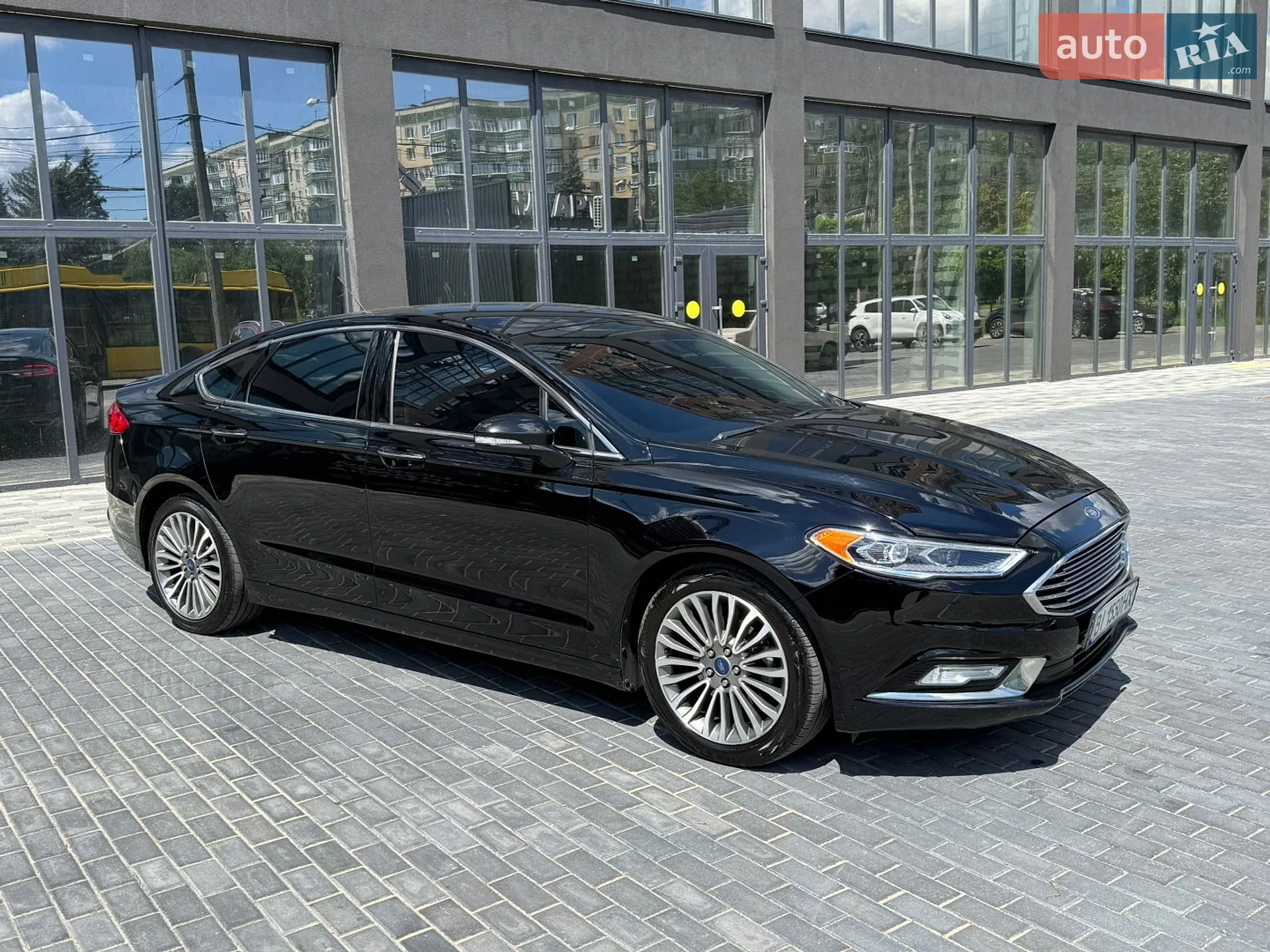 2017 Ford Fusion - мініатюра 16