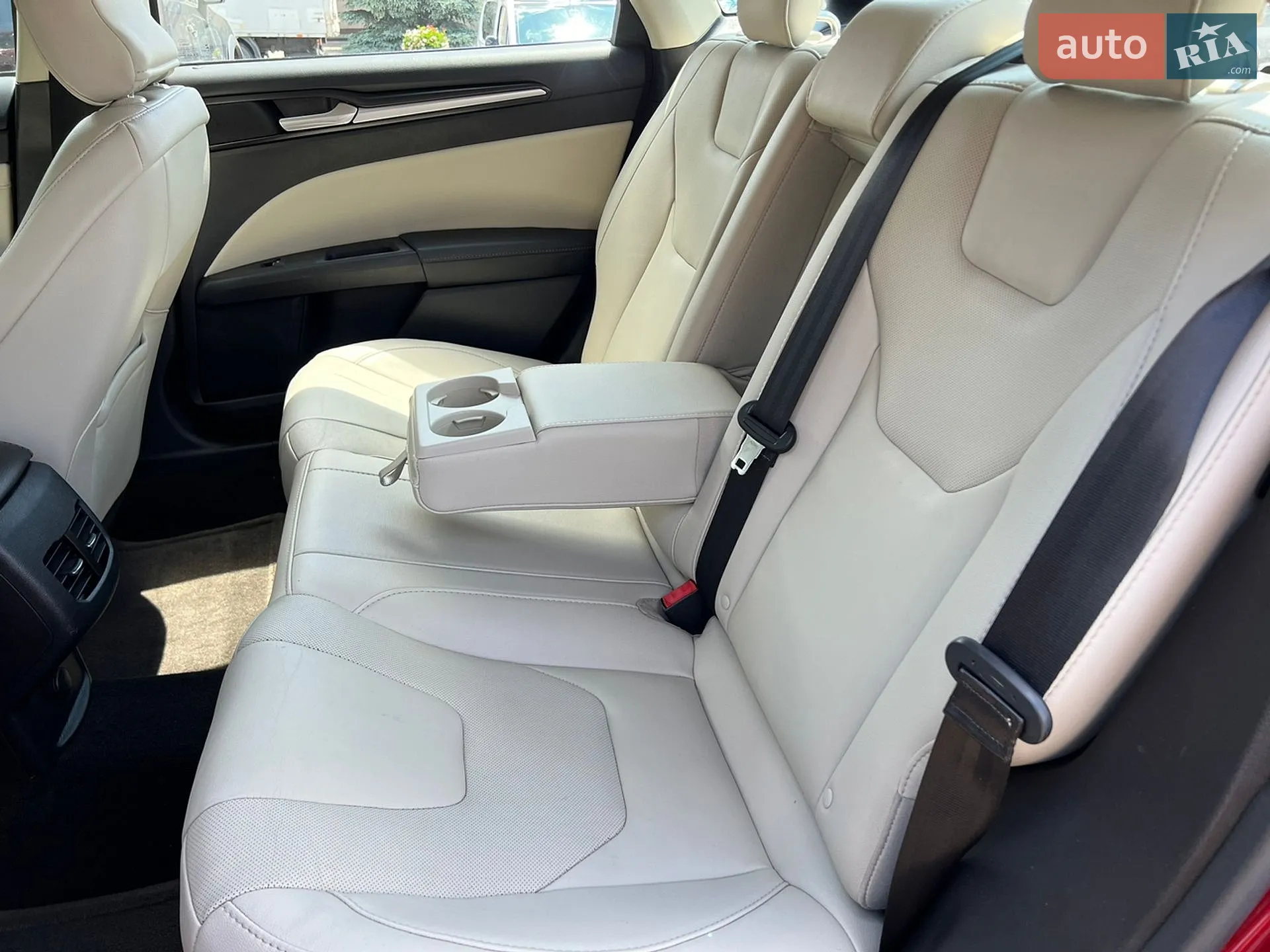 2019 Ford Fusion - мініатюра 24