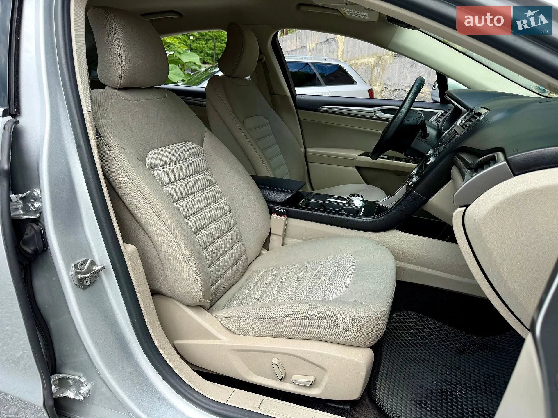 2016 Ford Fusion - мініатюра 9