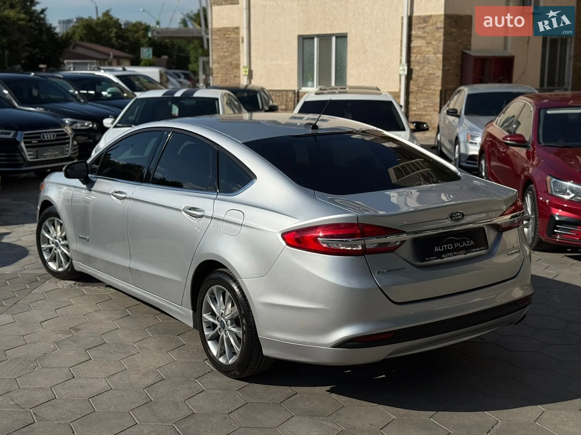 2017 Ford Fusion - мініатюра 19