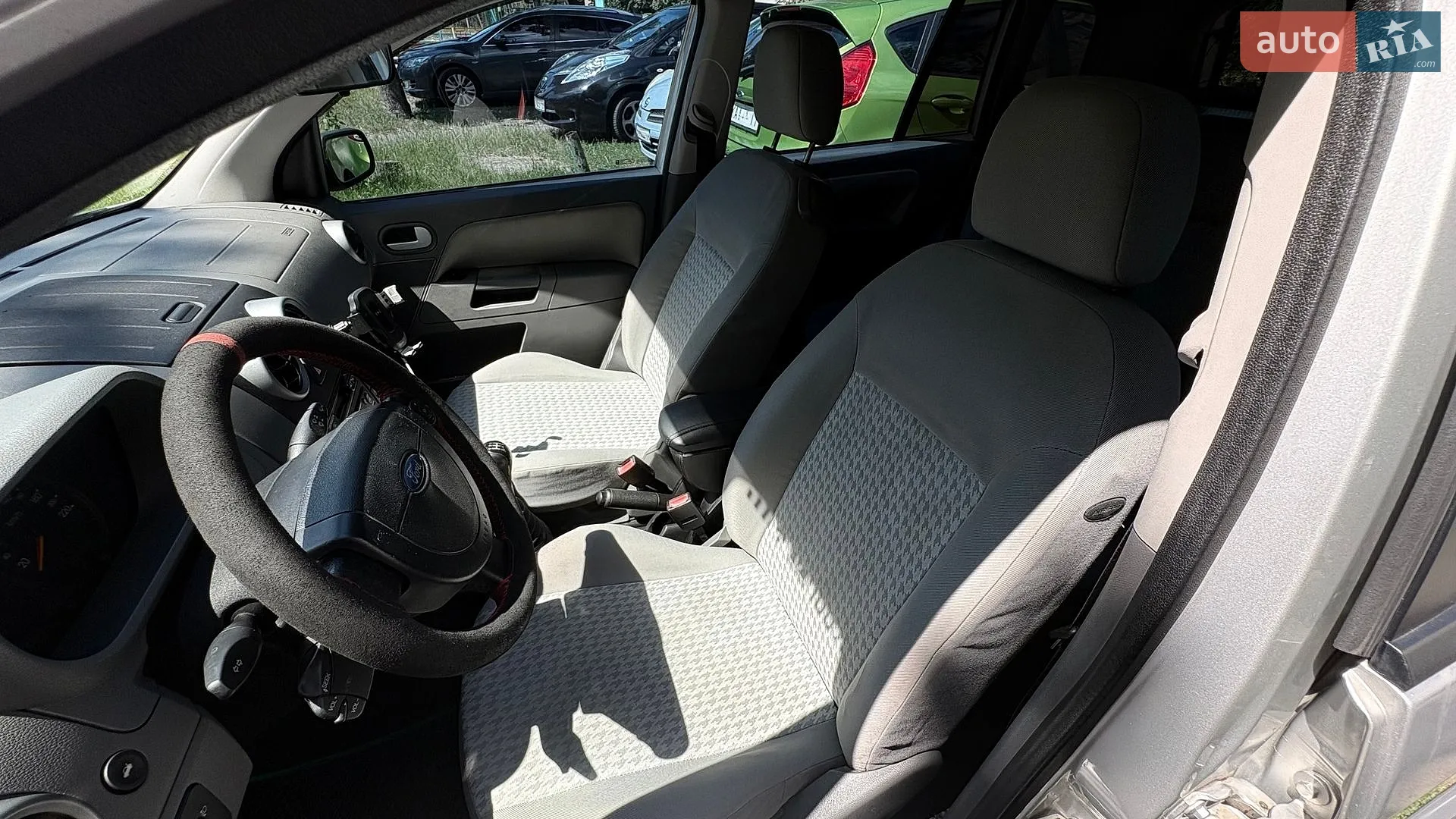 Ford Fusion 2003 VIN WF0UXXGAJU2A55090 фото оголошення 6 з 34