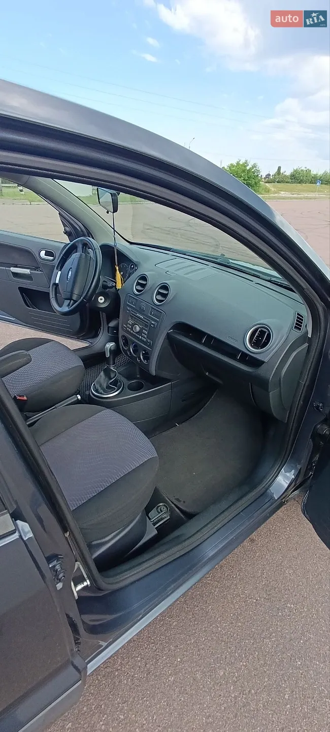 2010 Ford Fusion - мініатюра 28
