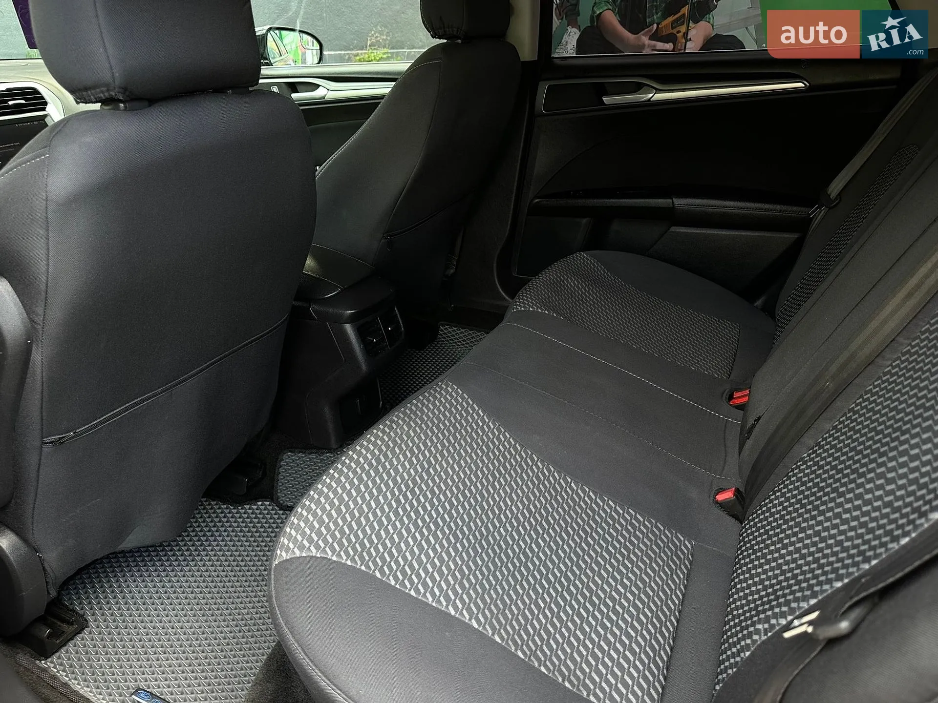 2015 Ford Fusion - мініатюра 27