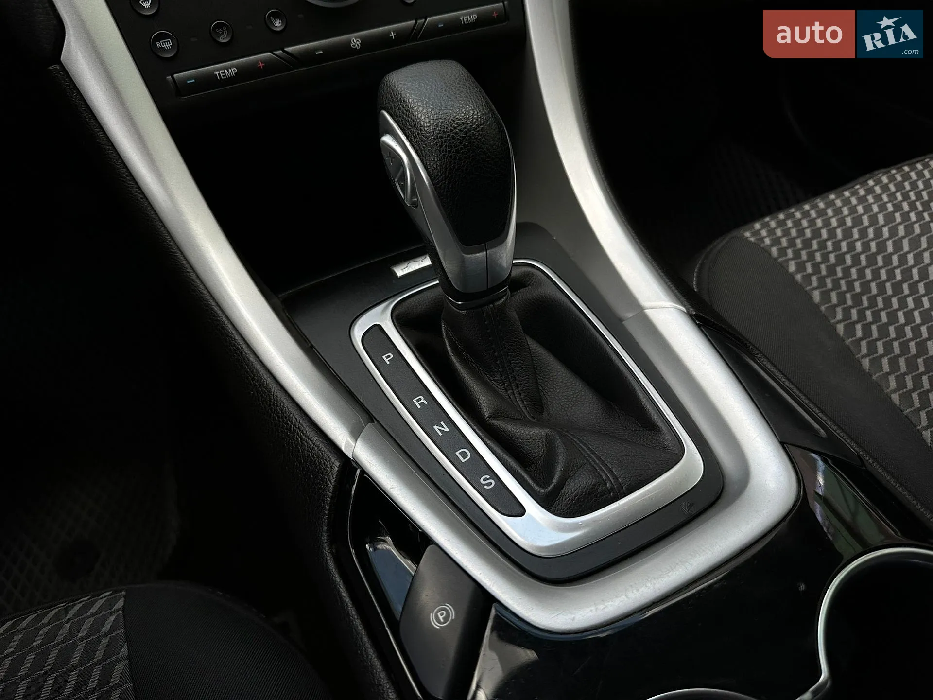 2015 Ford Fusion - мініатюра 41