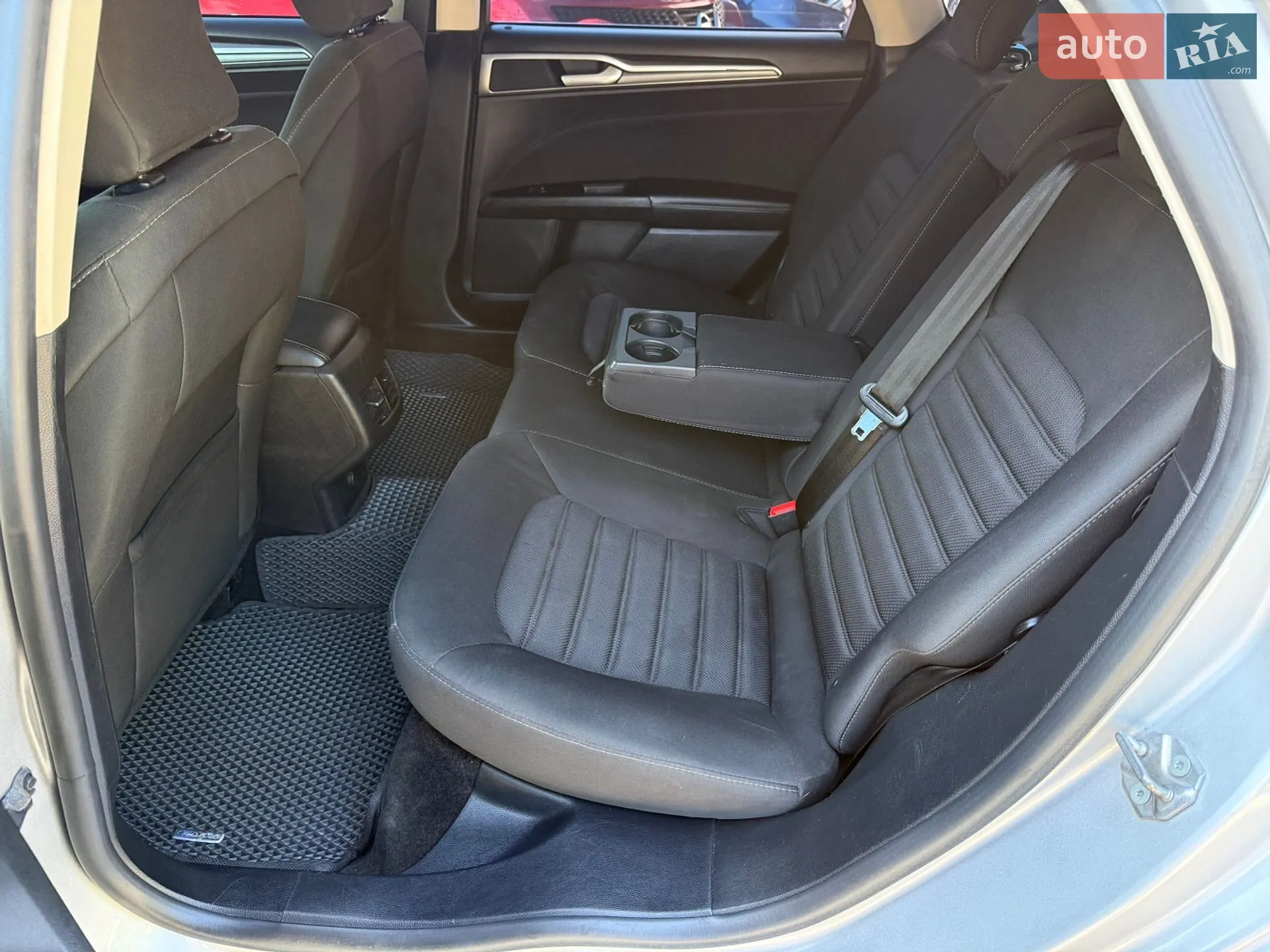 2017 Ford Fusion - мініатюра 23