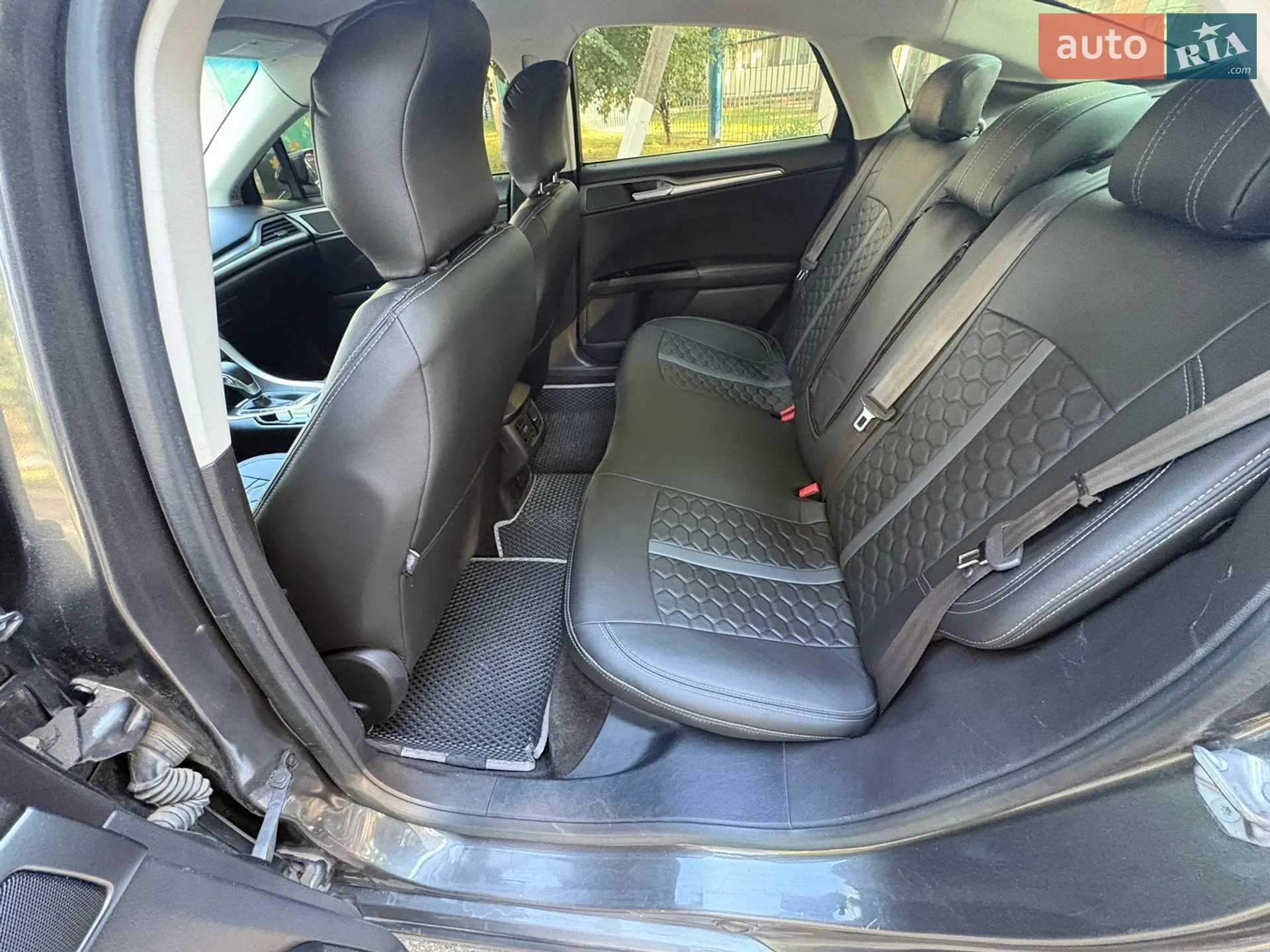 2015 Ford Fusion - мініатюра 11
