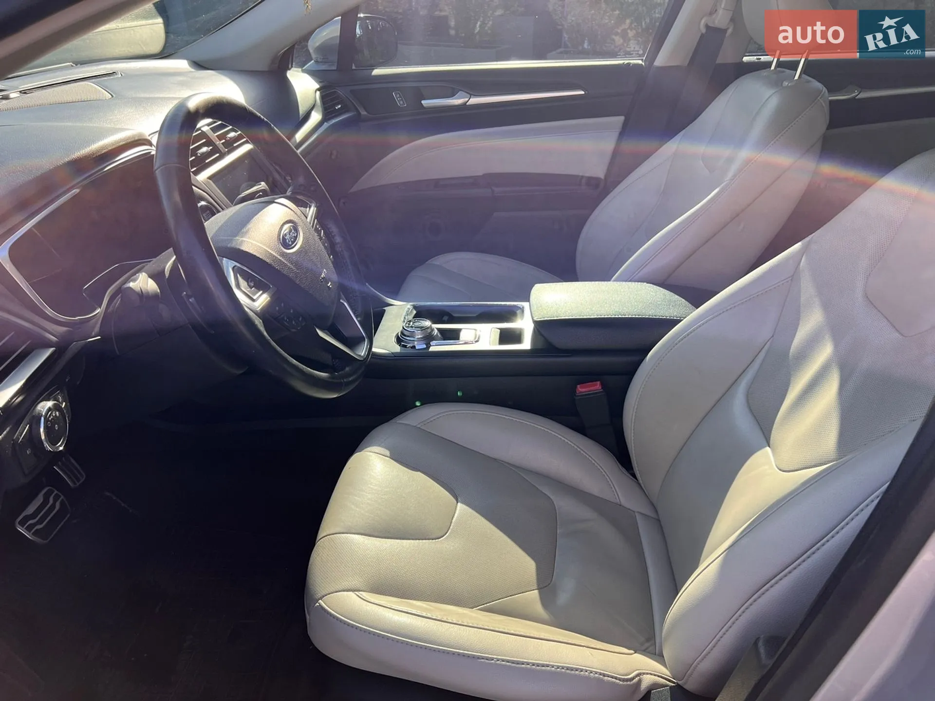 2016 Ford Fusion - мініатюра 19