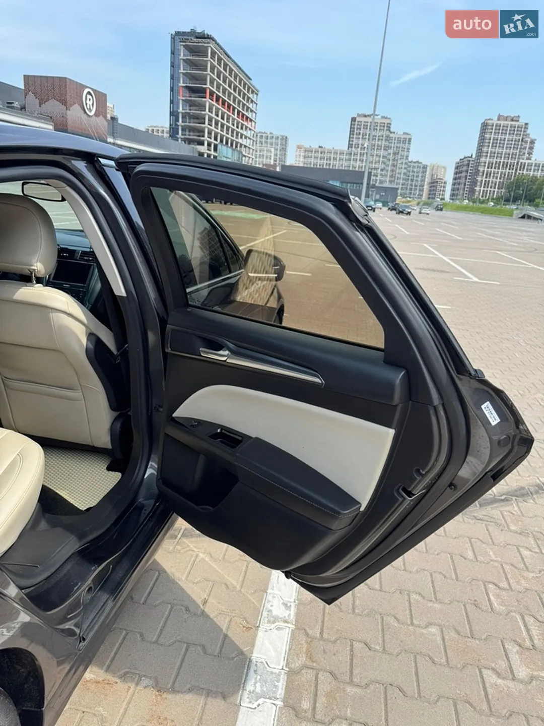 2015 Ford Fusion - мініатюра 33