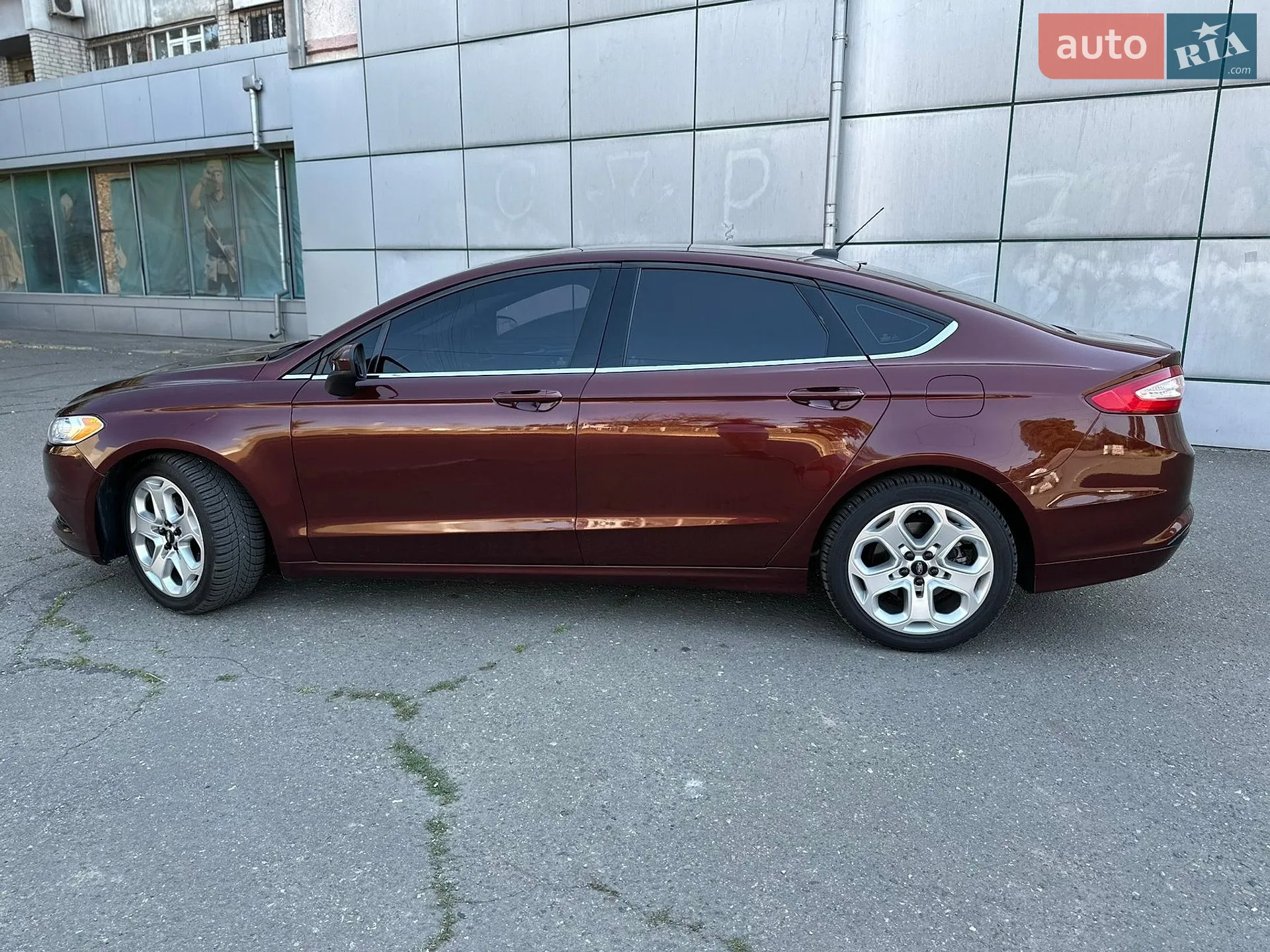 2016 Ford Fusion - мініатюра 21