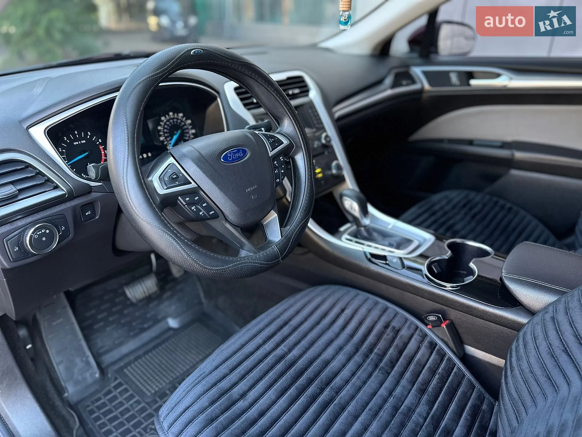 2016 Ford Fusion - мініатюра 30