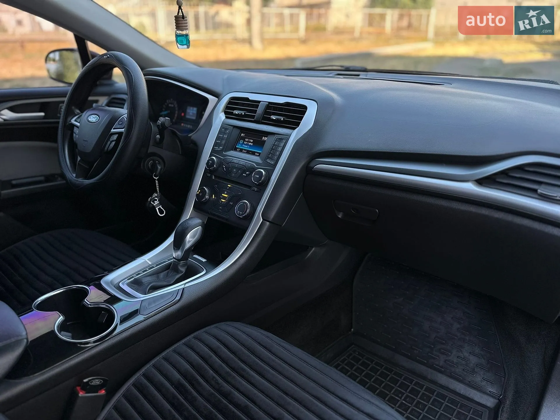 2016 Ford Fusion - мініатюра 37