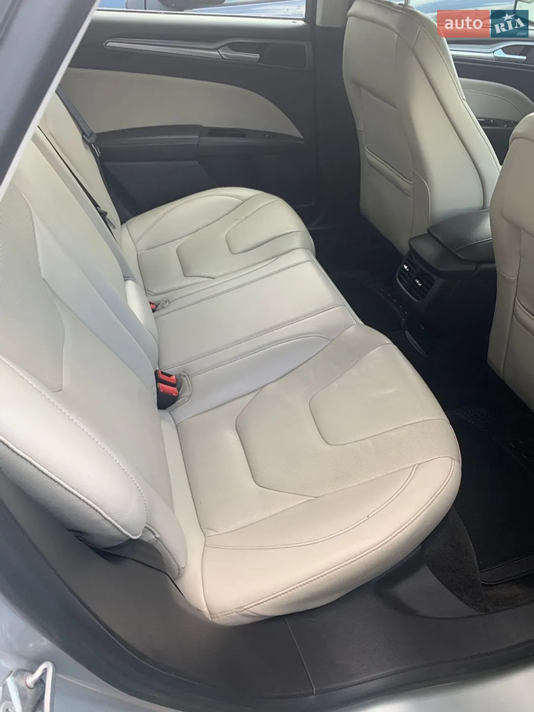 2014 Ford Fusion - мініатюра 11