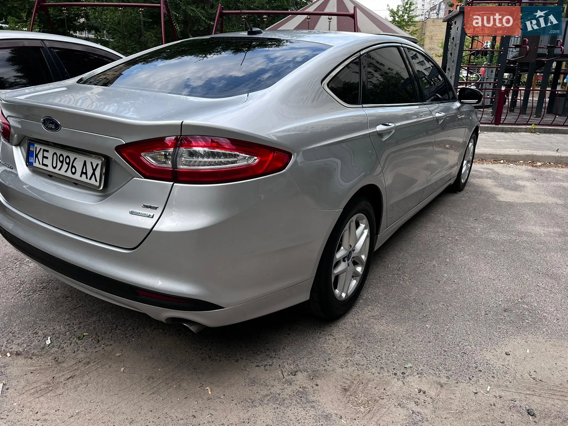2013 Ford Fusion - мініатюра 16