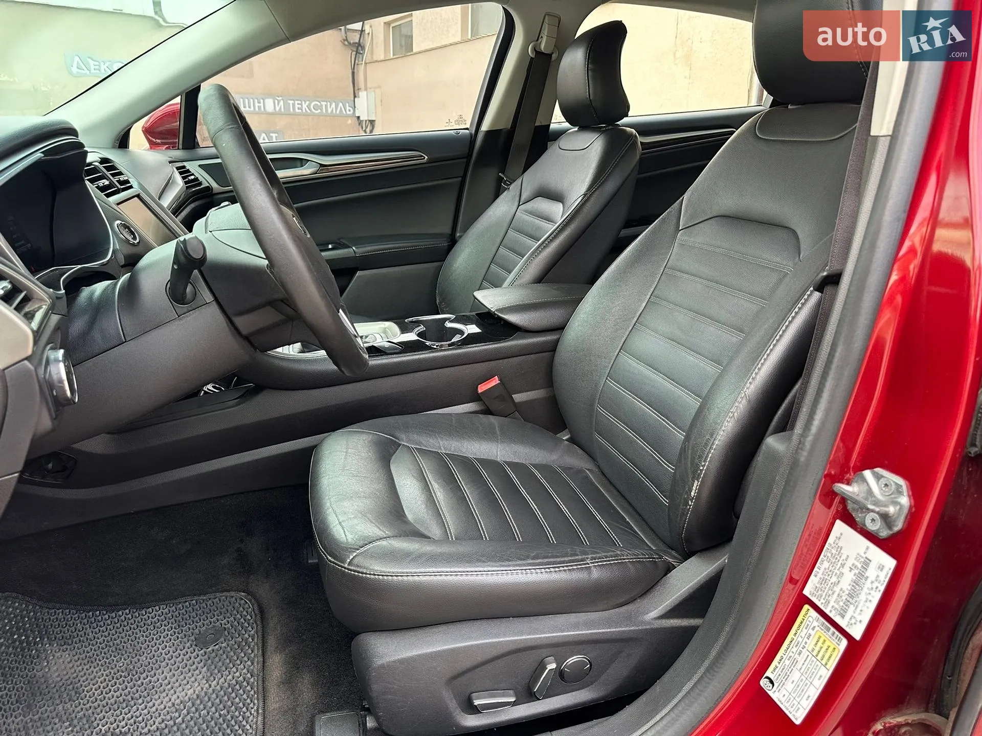 2016 Ford Fusion - мініатюра 21