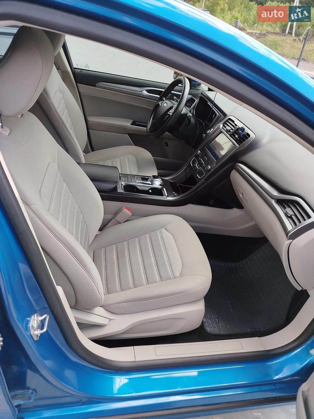 2020 Ford Fusion - мініатюра 25