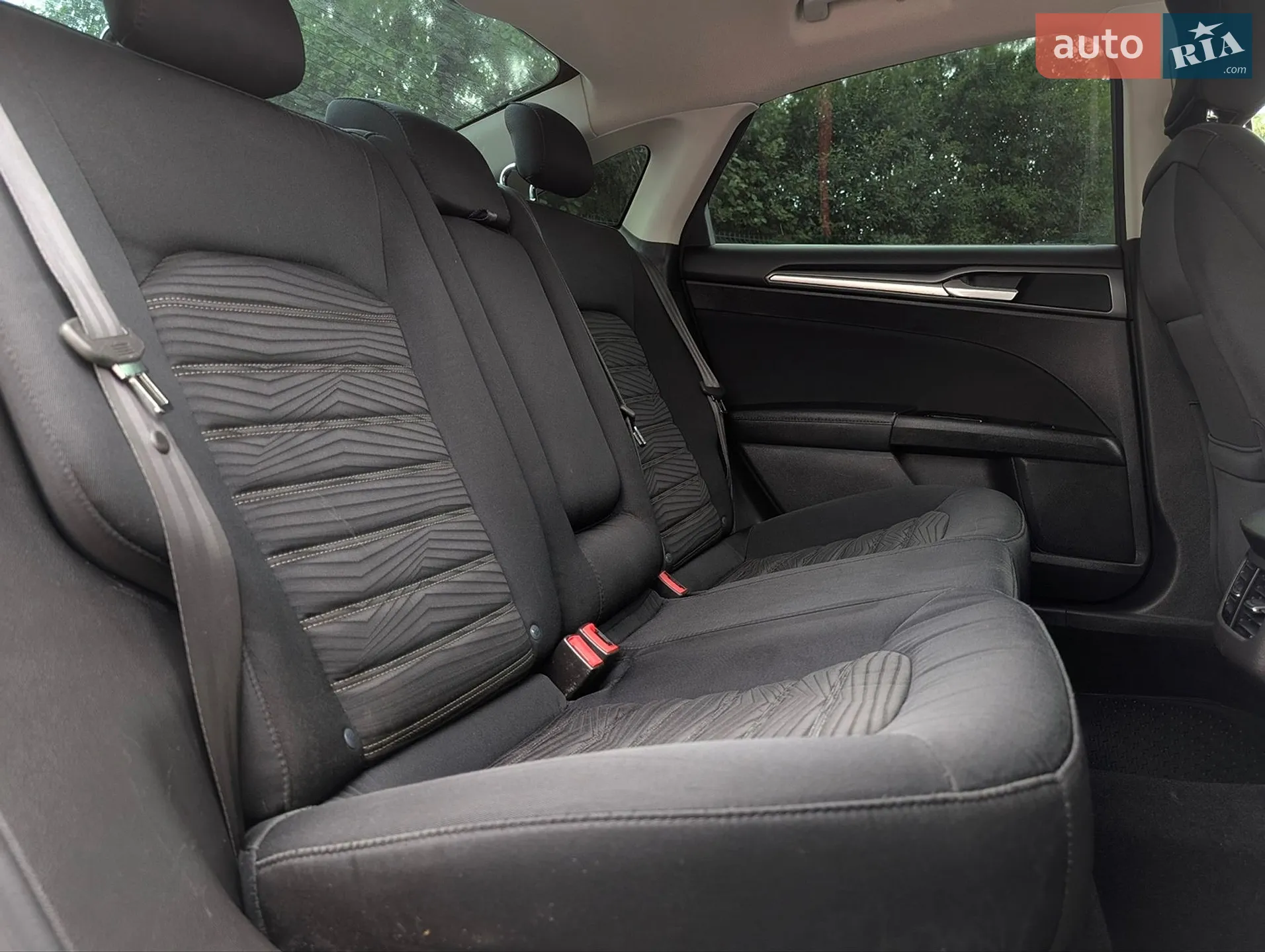2016 Ford Fusion - мініатюра 37
