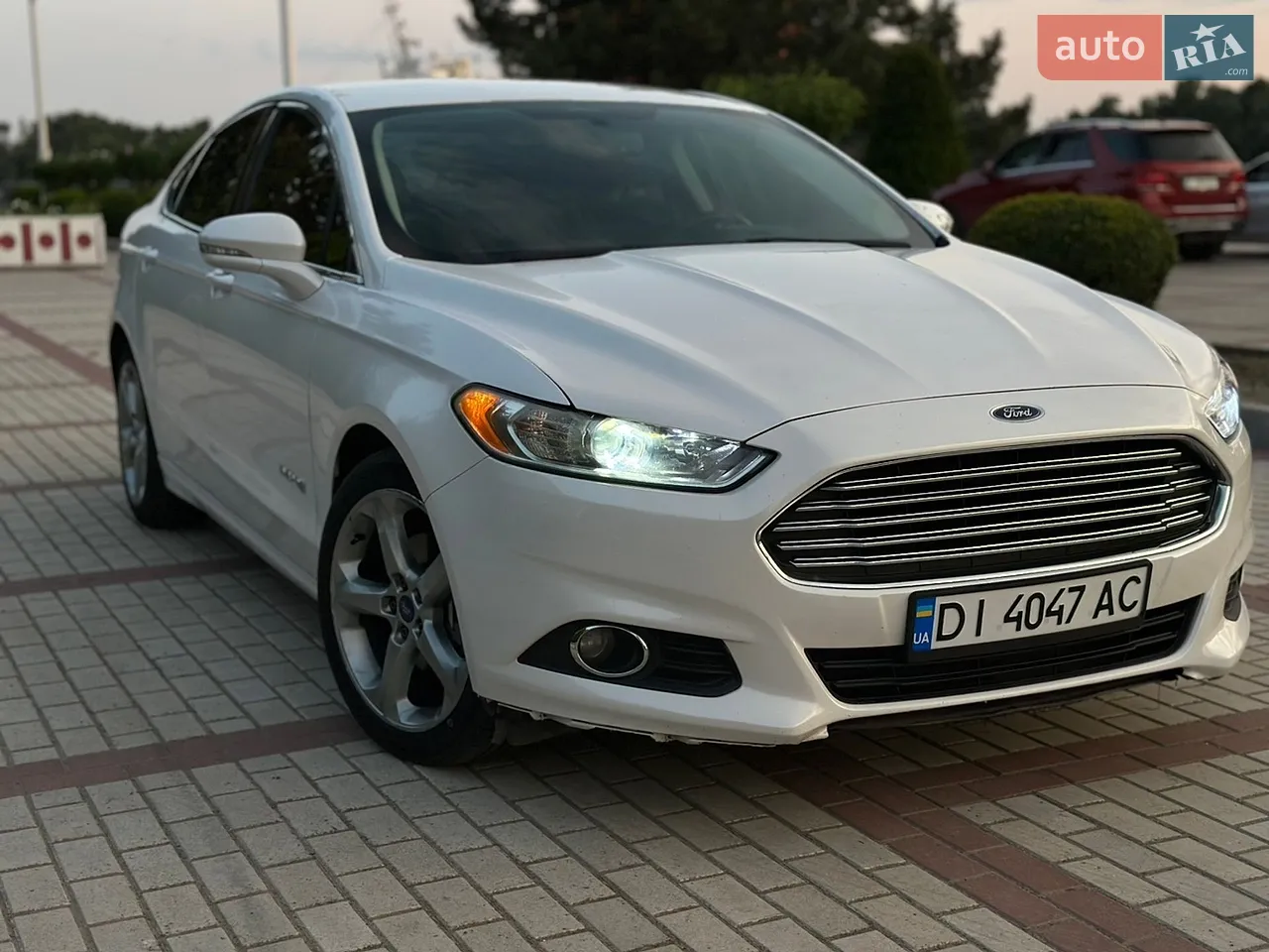2013 Ford Fusion - мініатюра 19