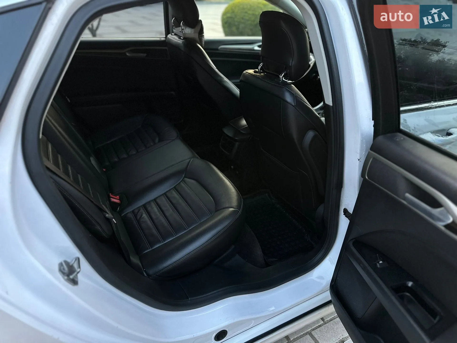 2012 Ford Fusion - мініатюра 16