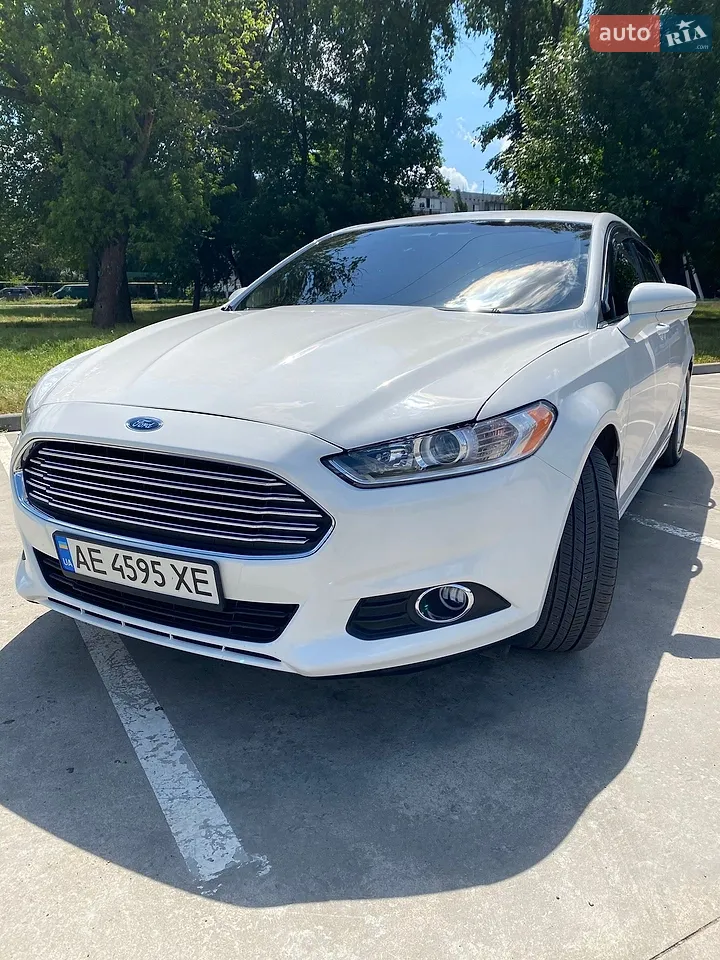 2016 Ford Fusion - мініатюра 16