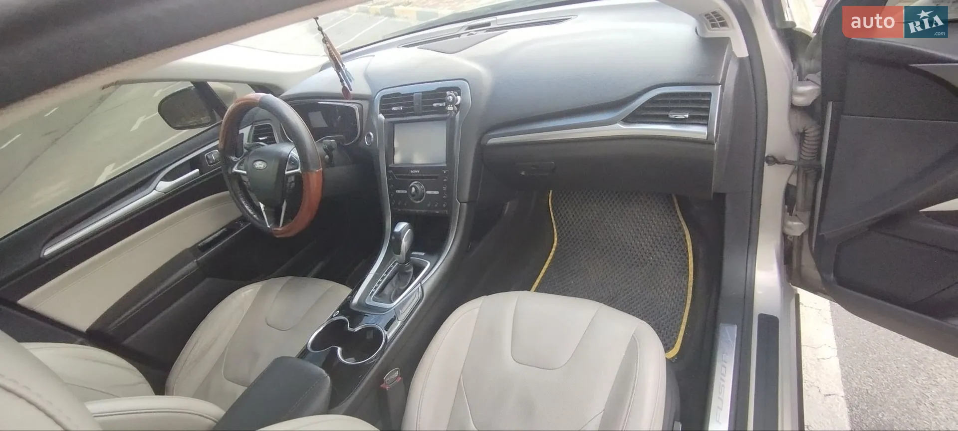 2015 Ford Fusion - мініатюра 24