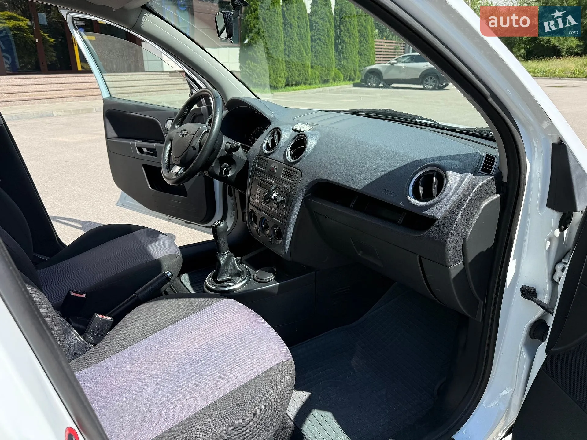 2010 Ford Fusion - мініатюра 17