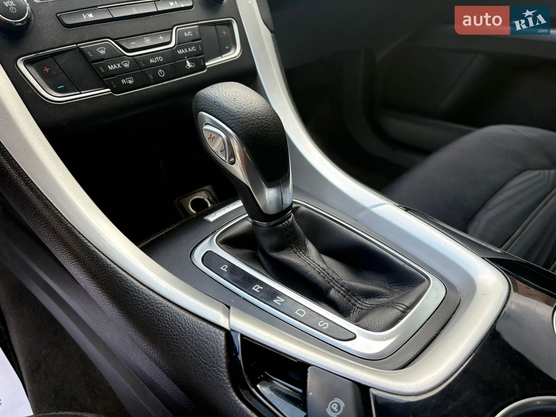 2016 Ford Fusion - мініатюра 13