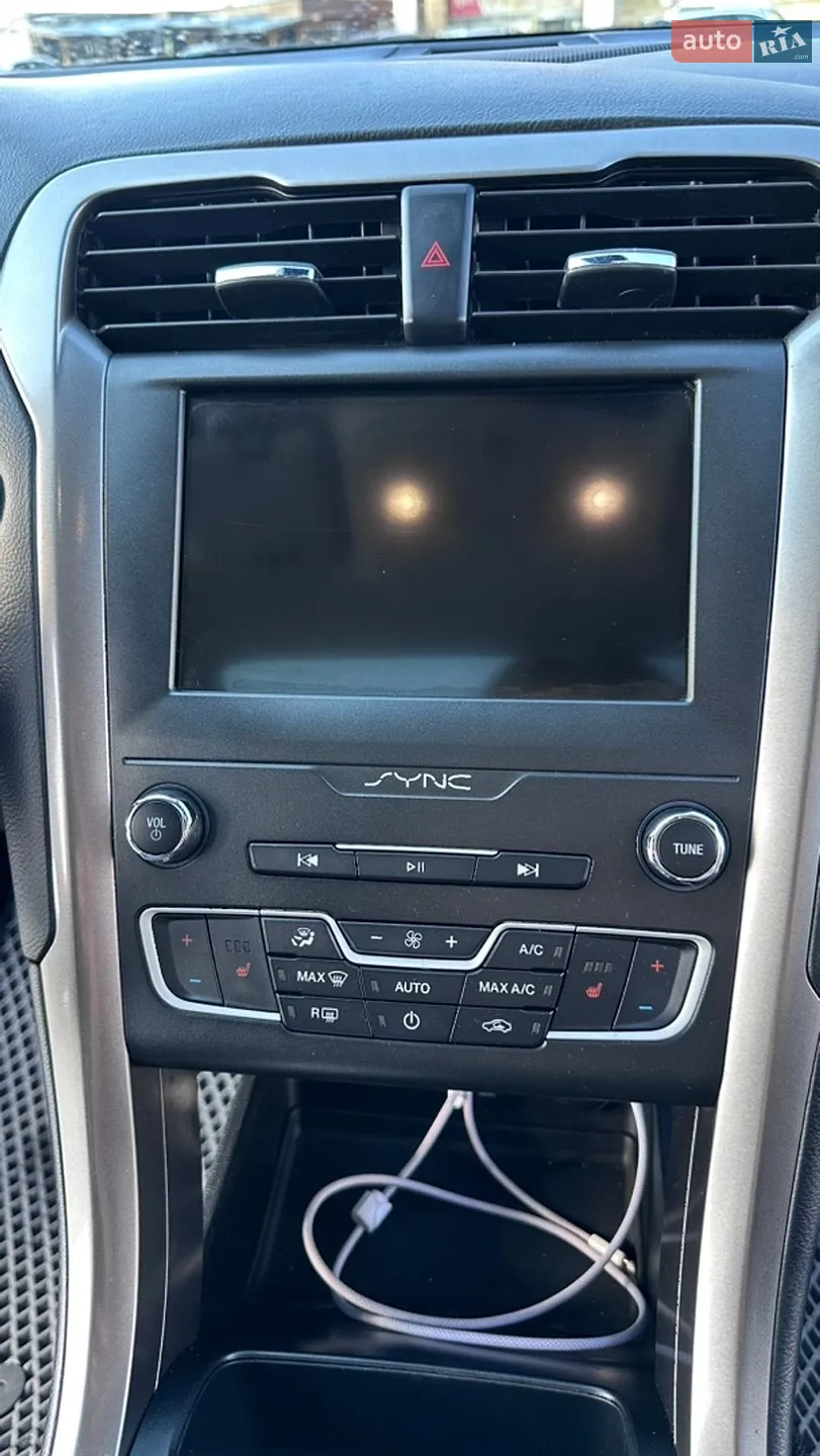 2019 Ford Fusion - мініатюра 16