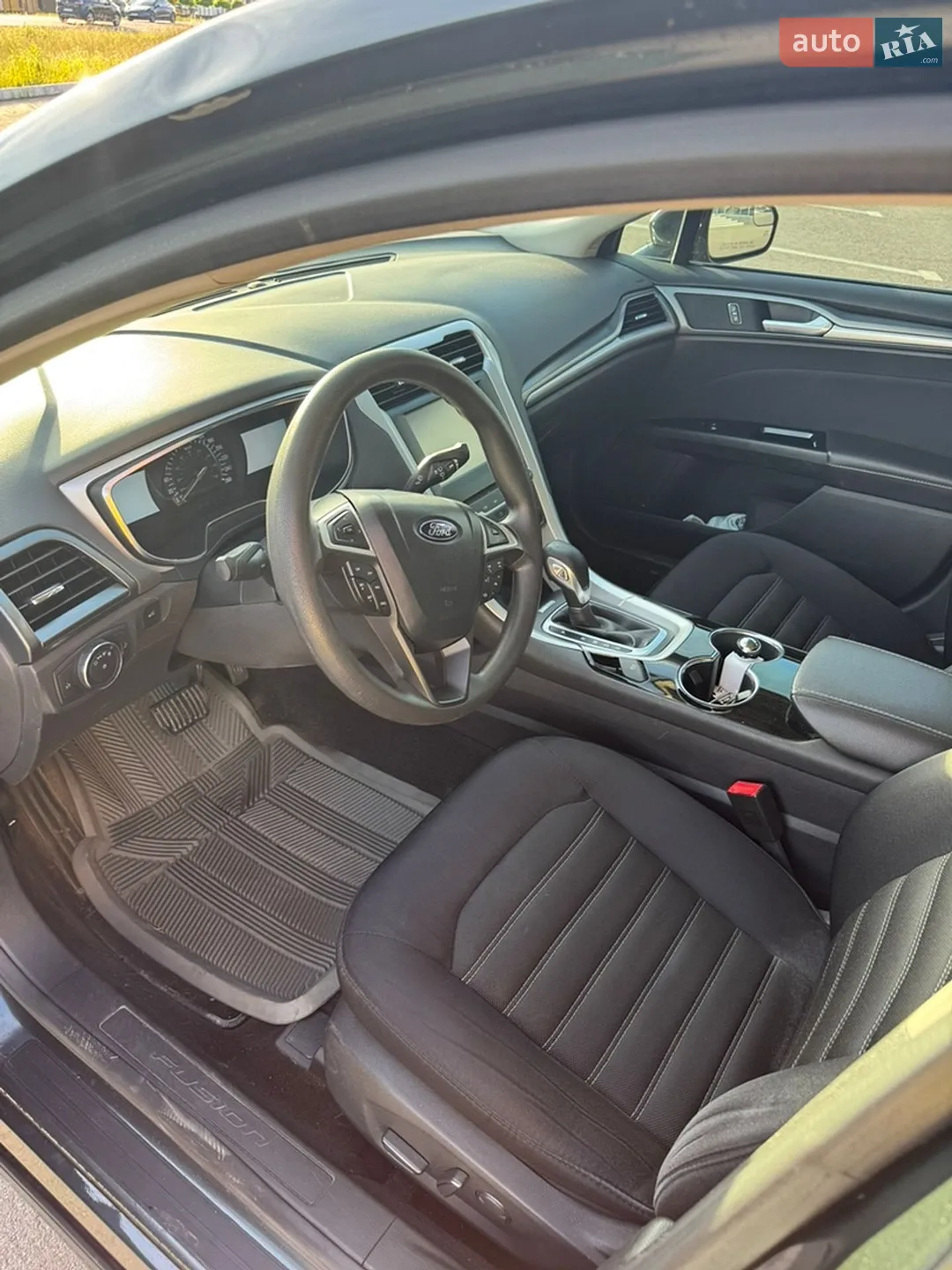 2014 Ford Fusion - мініатюра 19