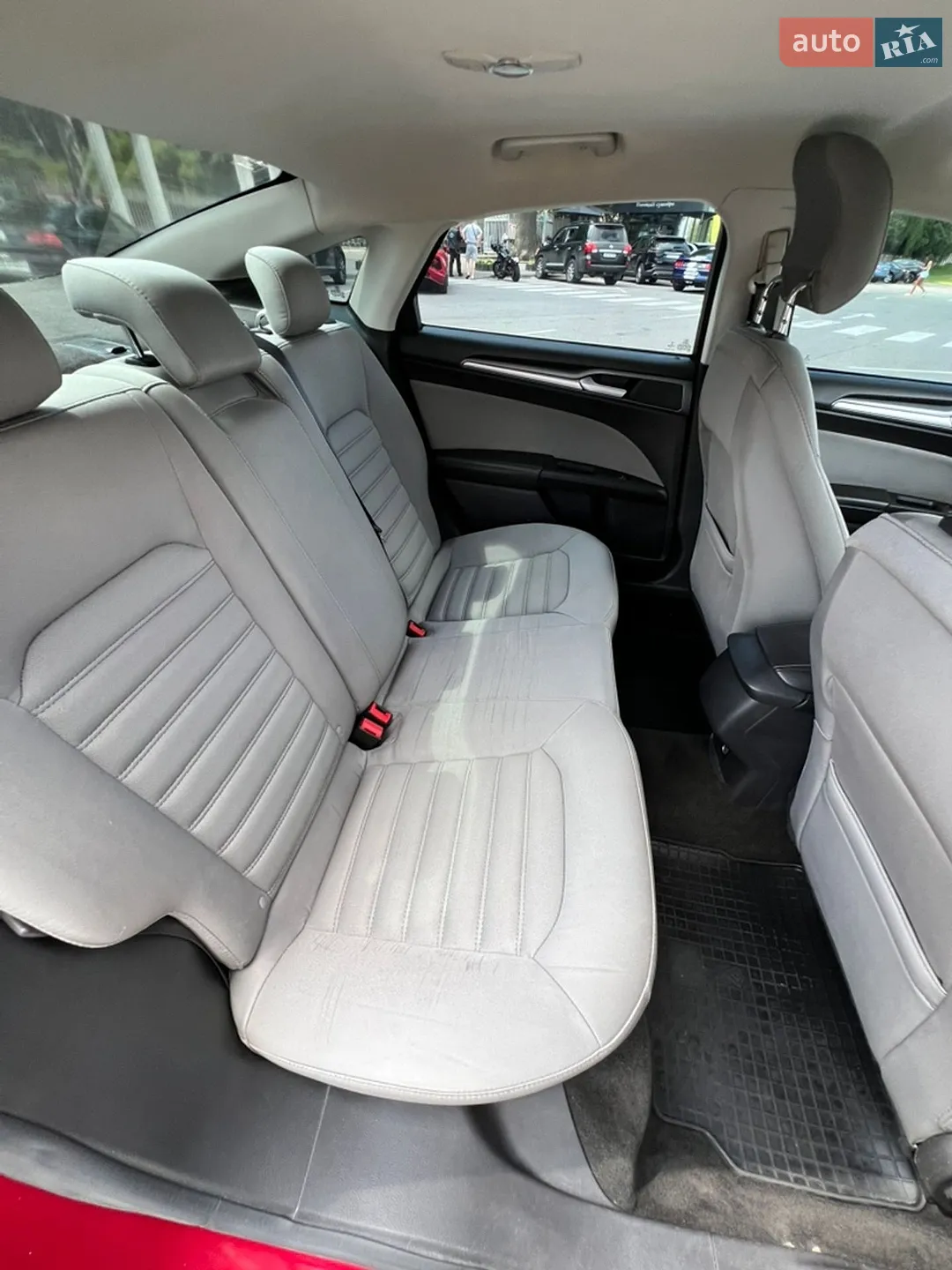 2013 Ford Fusion - мініатюра 16