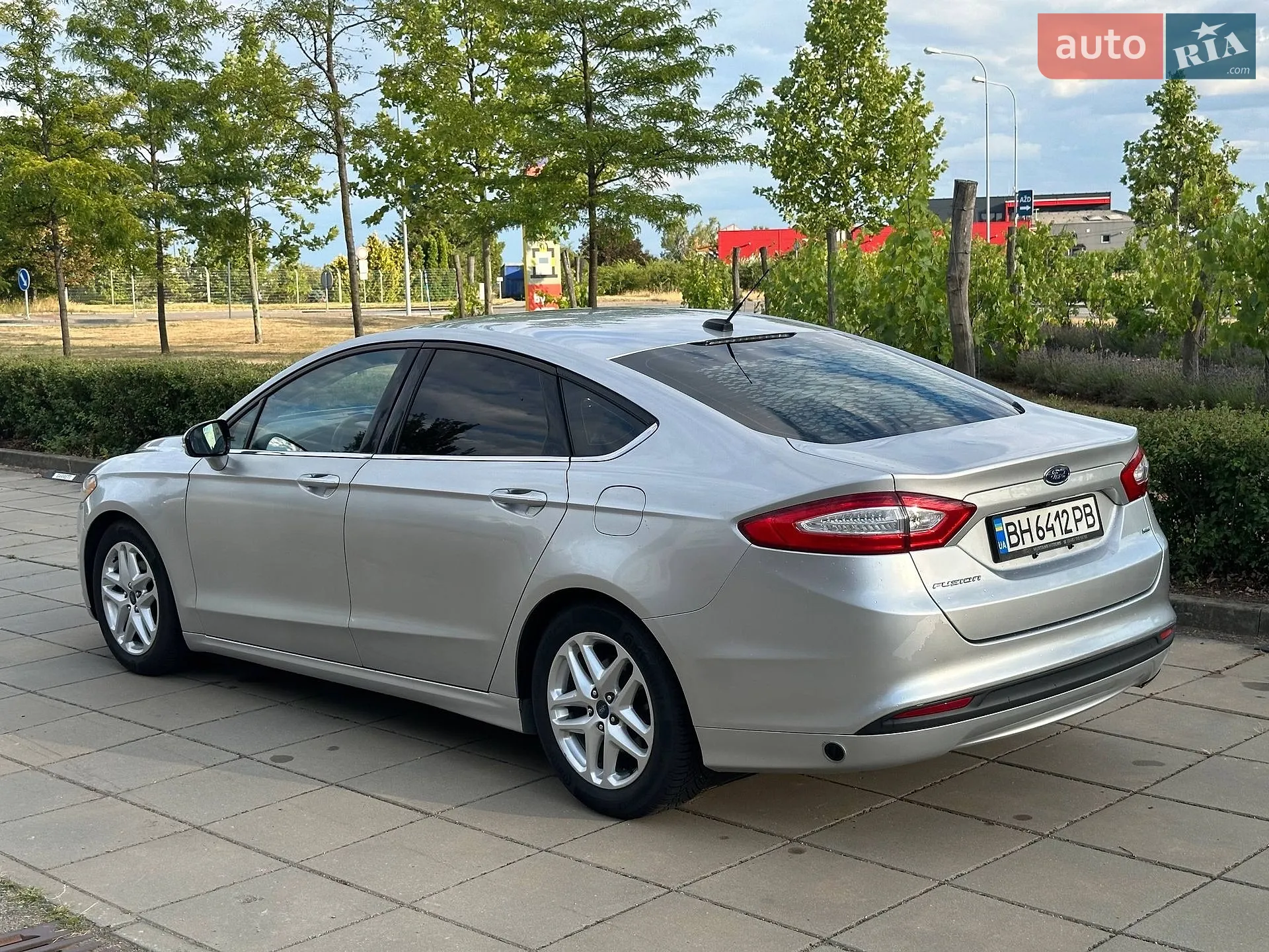 2015 Ford Fusion - мініатюра 11