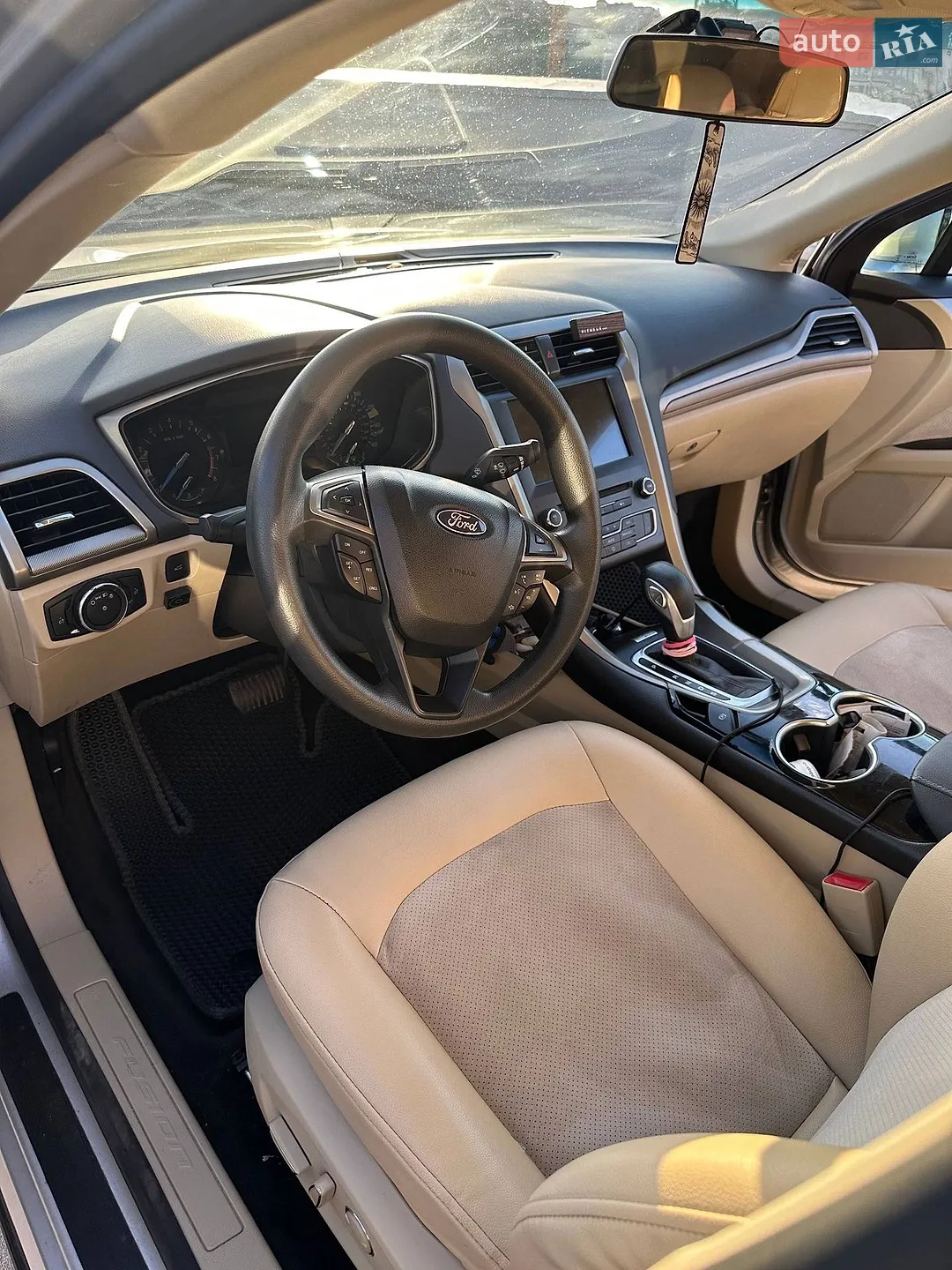 2015 Ford Fusion - мініатюра 14