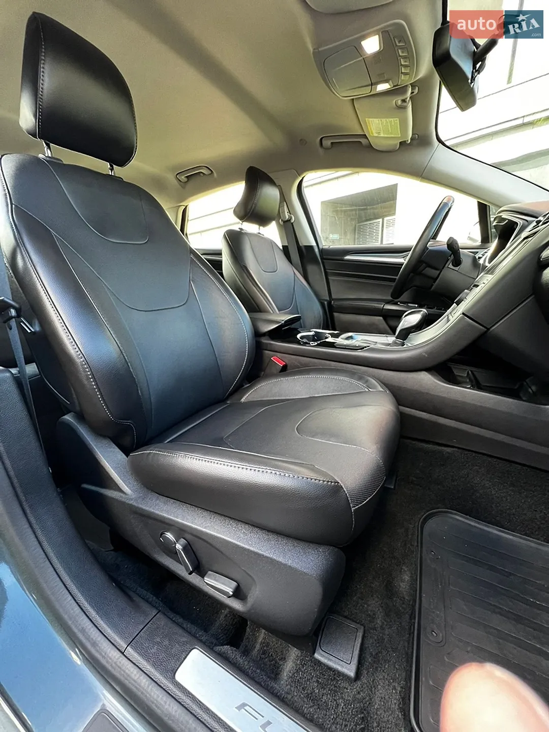 2015 Ford Fusion - мініатюра 15