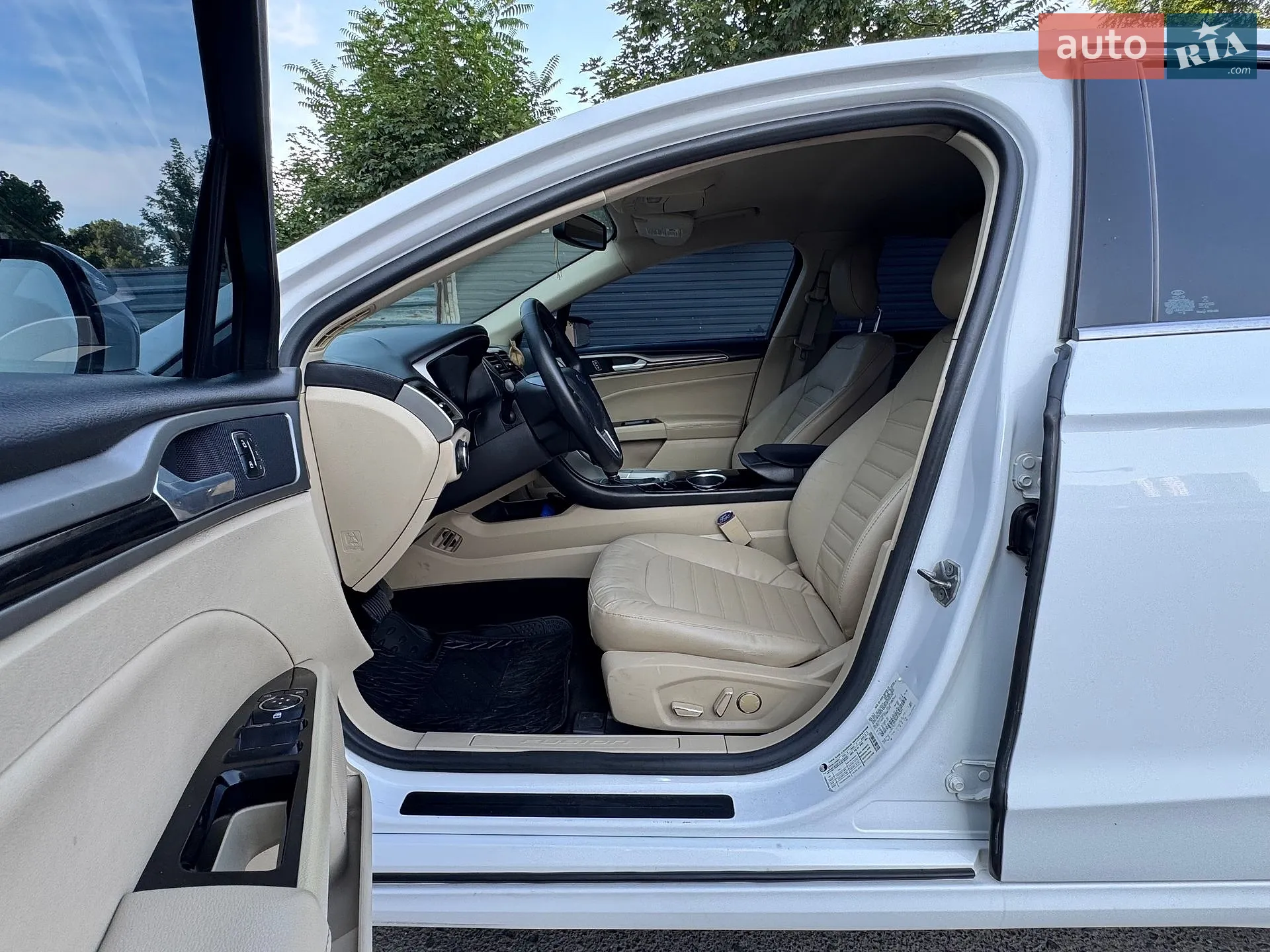 2013 Ford Fusion - мініатюра 32
