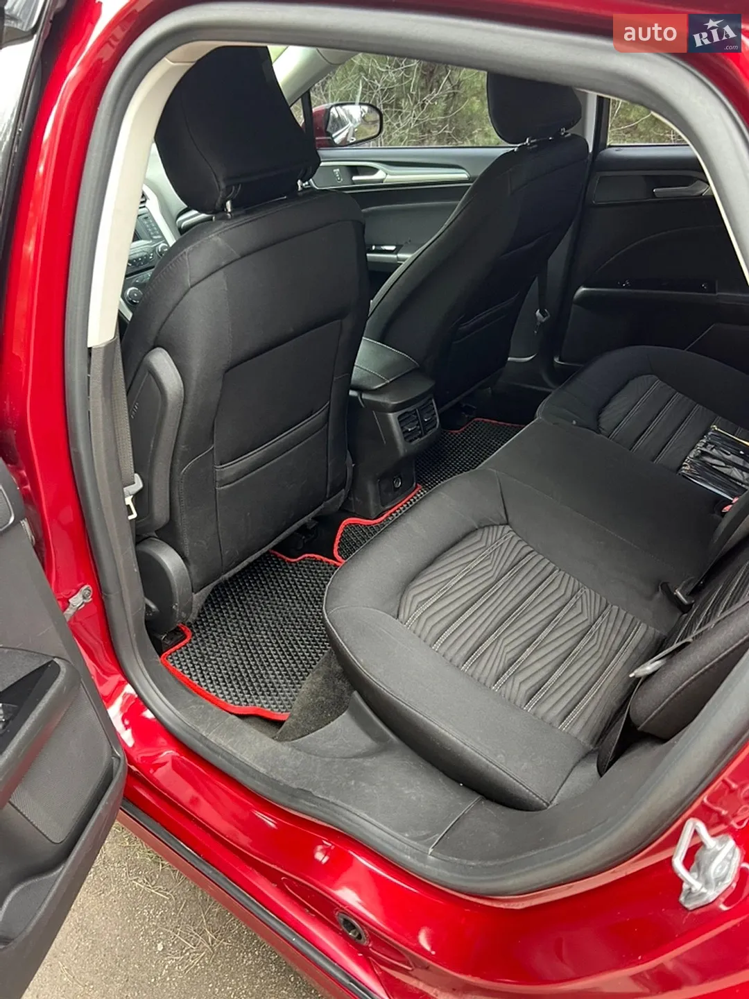 2016 Ford Fusion - мініатюра 12