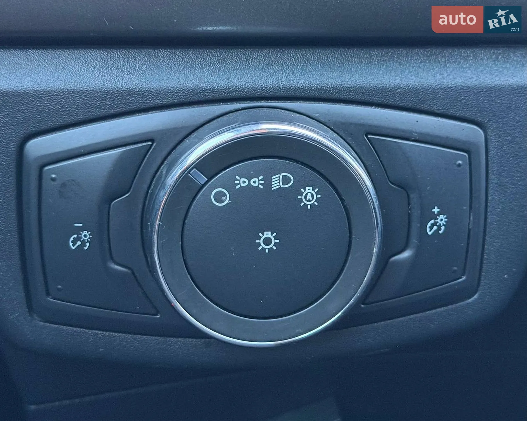 2016 Ford Fusion - мініатюра 18