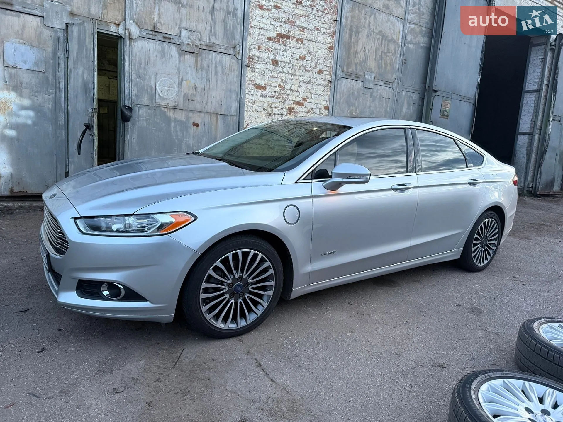 2013 Ford Fusion - мініатюра 4