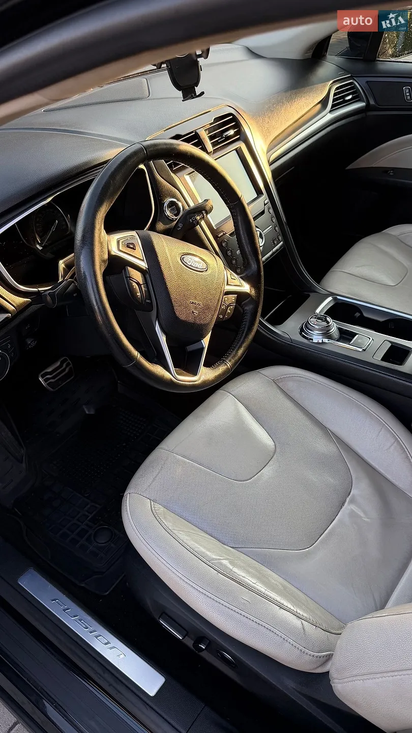 2016 Ford Fusion - мініатюра 16