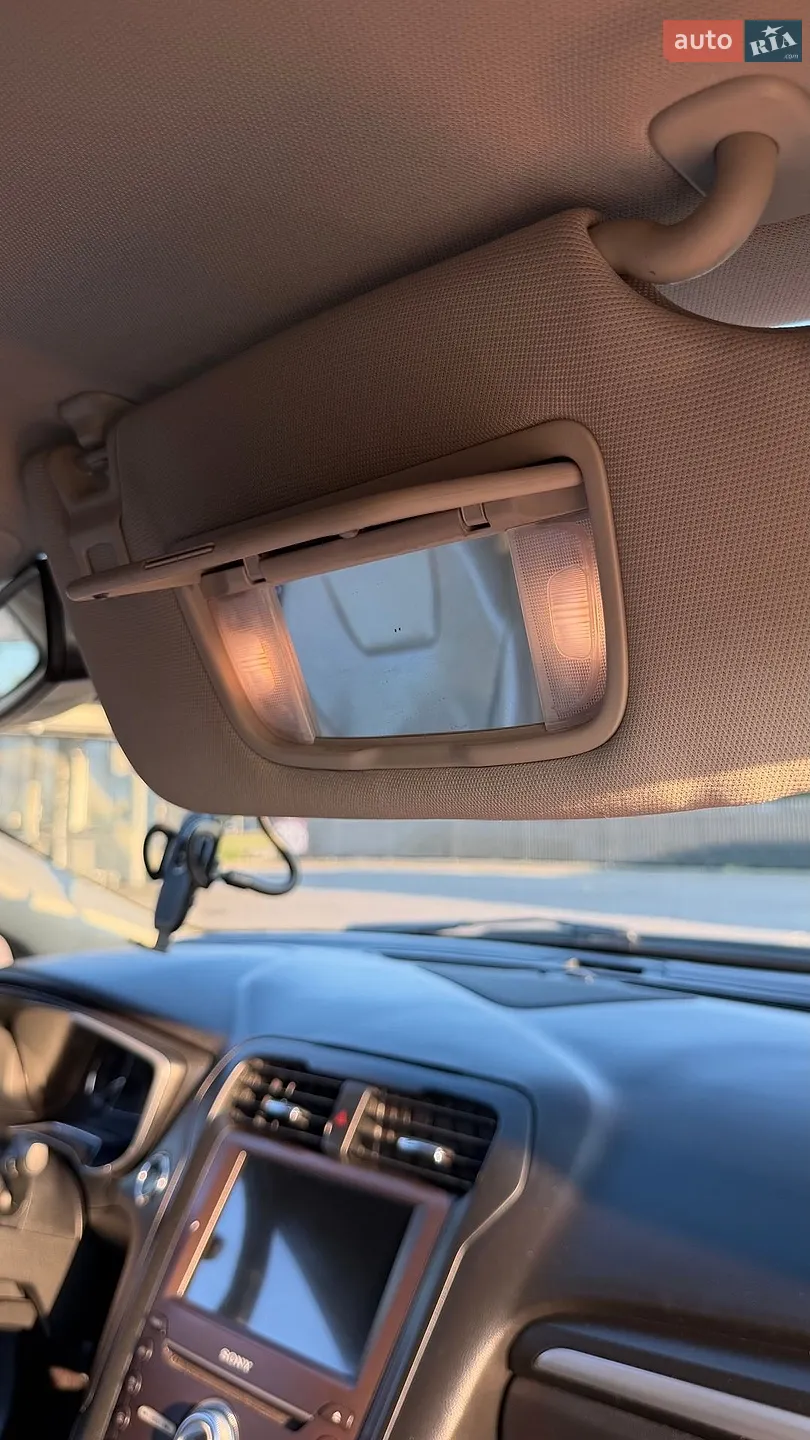 2016 Ford Fusion - мініатюра 24