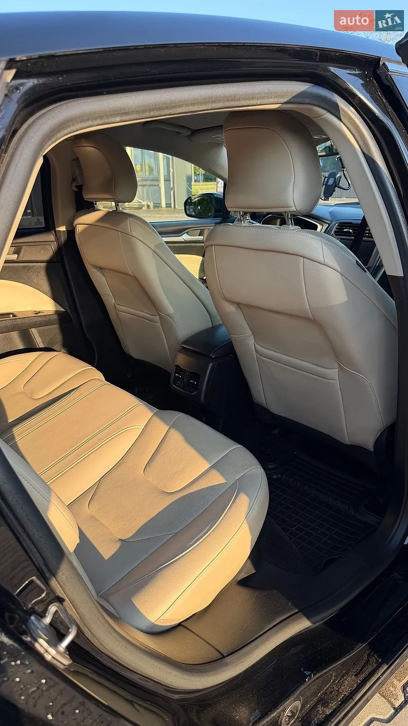 2016 Ford Fusion - мініатюра 29