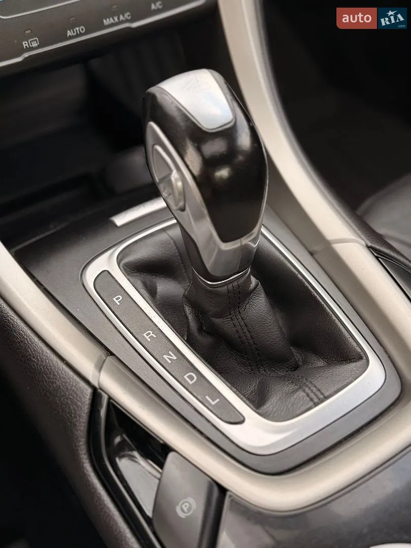 2015 Ford Fusion - мініатюра 20