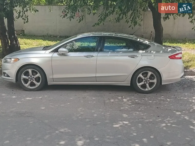 Ford Fusion 2013
