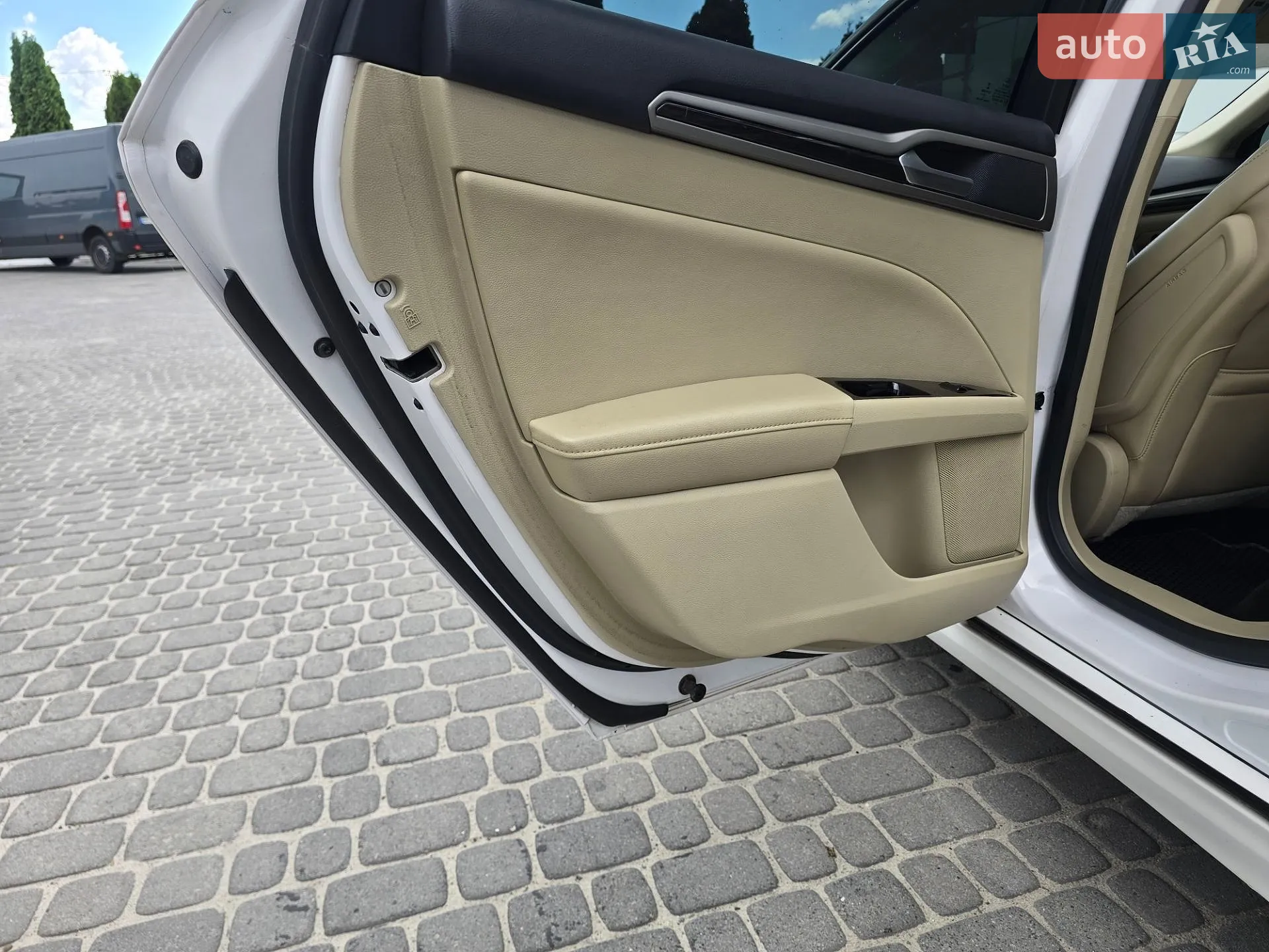 2012 Ford Fusion - мініатюра 11
