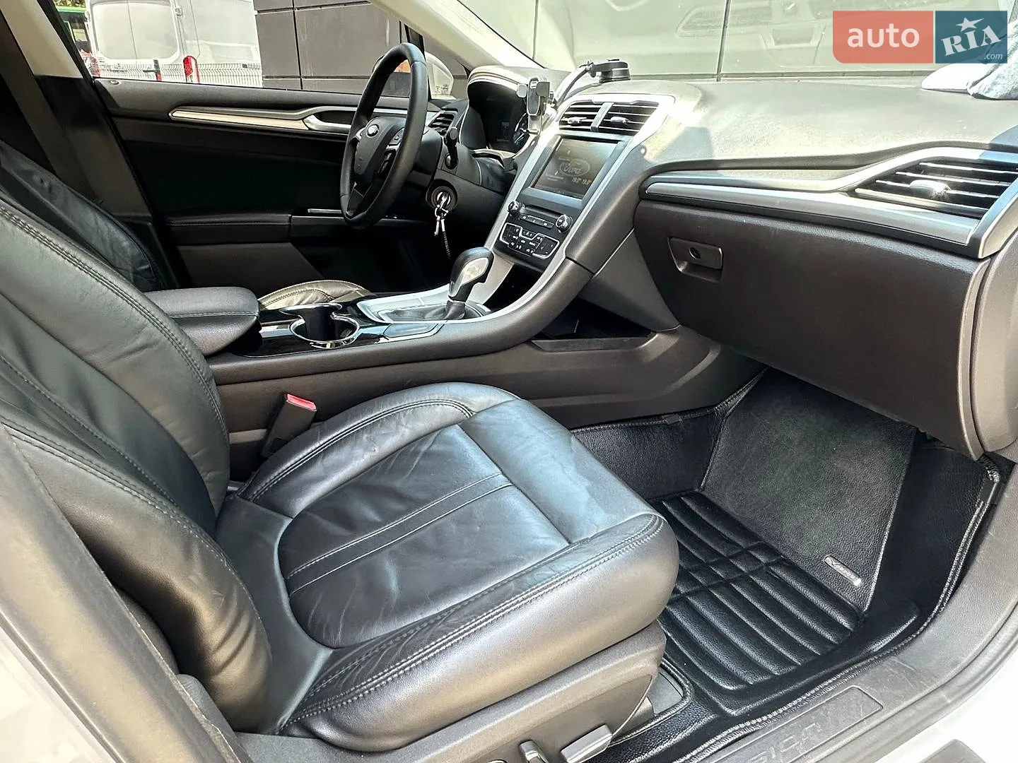 2016 Ford Fusion - мініатюра 19